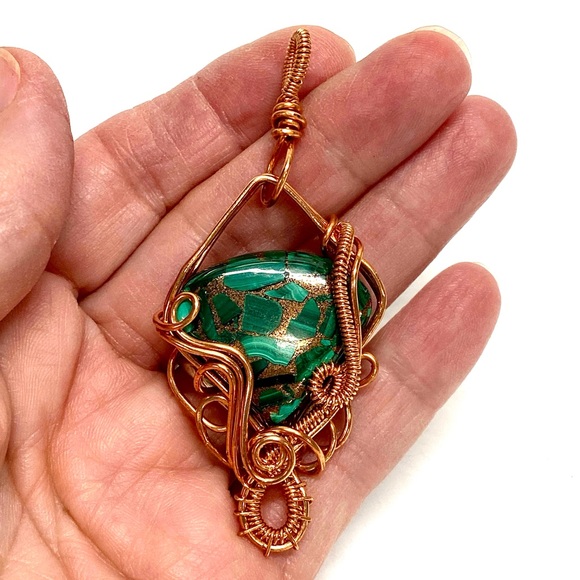 HANDCRAFT Malachite Copper Hand Wrapped Copper Freeform Pendant, Artisan Jewelry - Picture 7 of 10
